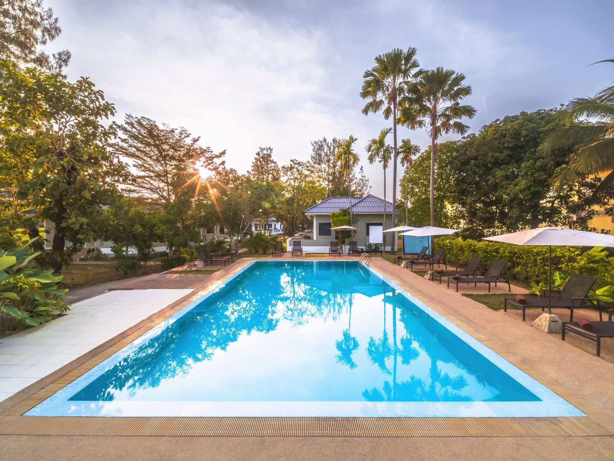 Isara Nai Yang Resort Exterior foto