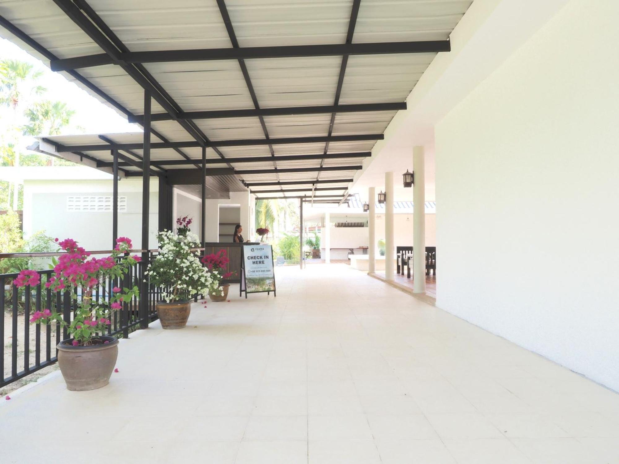 Isara Nai Yang Resort Exterior foto